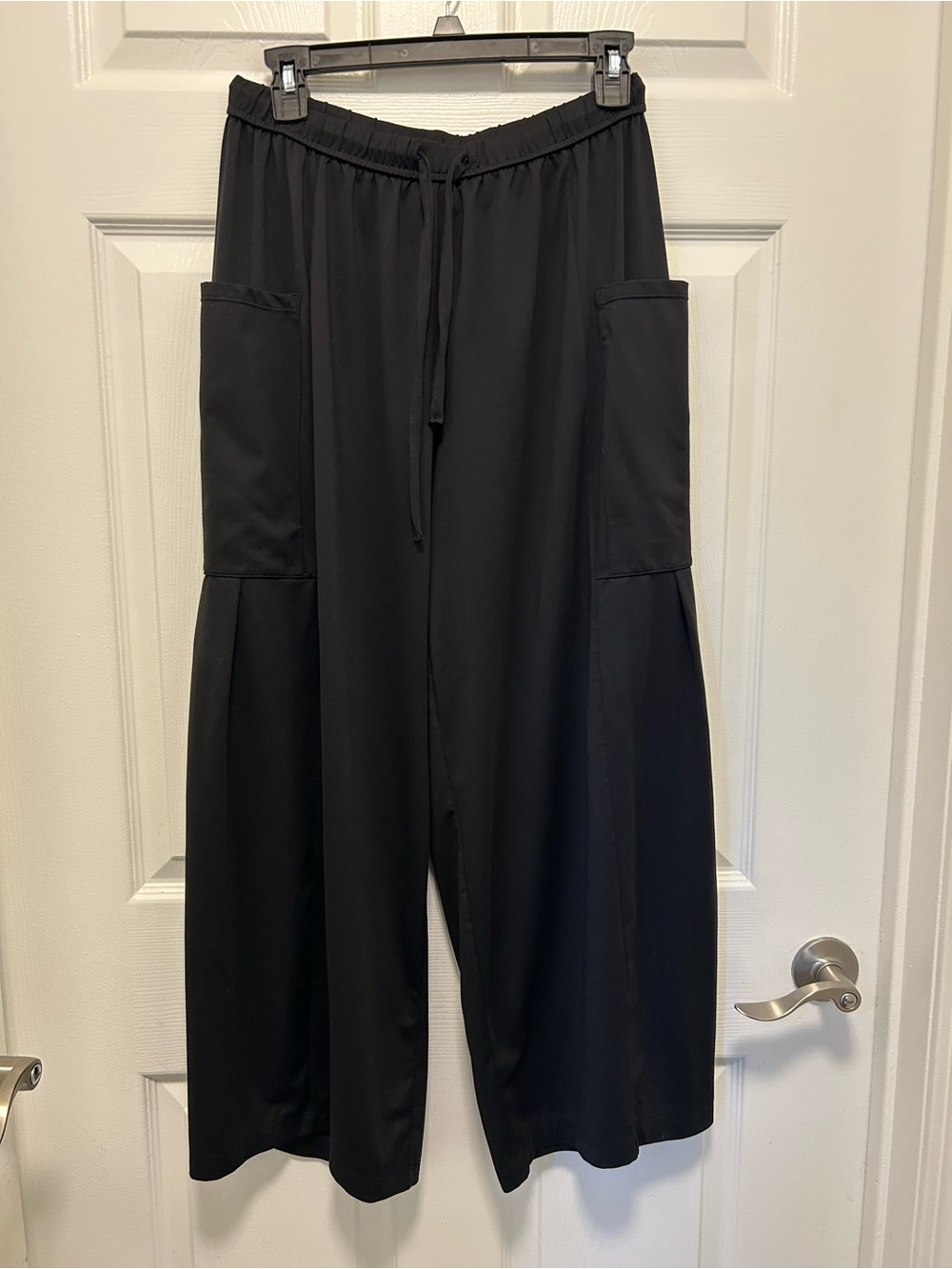 HALARA Black Wide-Leg Drawstring Pocket Pants